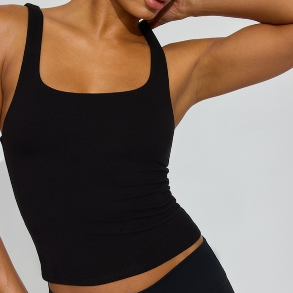 Bluenotes Tops - Everyday Bluenotes Square Neck Raw Hem Size Medium Black Tank Top